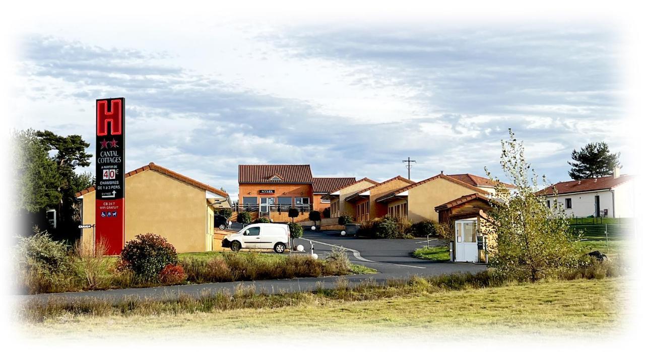 Hotel Cantal Cottages Saint-Georges  Exteriér fotografie